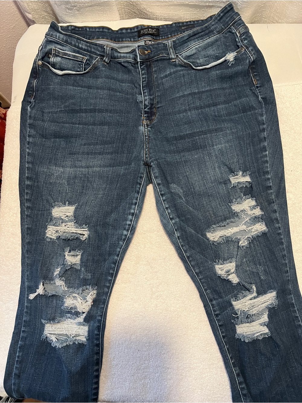 Judy Blue Women's Dark Blue Skinny Distressed Jeans SIZE 20 Wide
